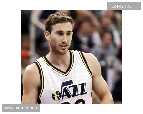 足球场上的长发风潮 球星发型大解析与潮流演变