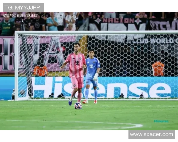 足球星动杯盛大开赛 聚焦顶级球员对决引爆全球热情